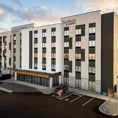 Fairfield By Marriott Inn & Suites Cincinnati Oakley Exterior photo